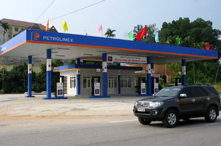 Cửa hàng xăng dầu Nguyễn Tất Thành sẽ đi vào hoạt động từ tháng 9/2011.